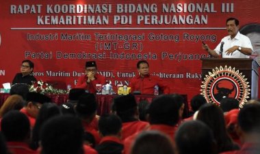 PDIP 'Seruduk' Luhut soal Penundaan Pemilu 2024