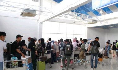 Bandara Arung Palakka Jadi Pilihan Baru, 29 Jamaah Umrah Berangkat Menuju Makassar