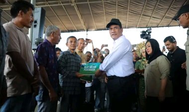 Terdepan Salurkan Bantuan Pangan, Masyarakat Aceh Sampaikan Terima Kasih kepada Mentan Amran