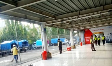 Komitmen Pelayanan, Pelindo Regional 4 Makassar Benahi Kebersihan Pelabuhan