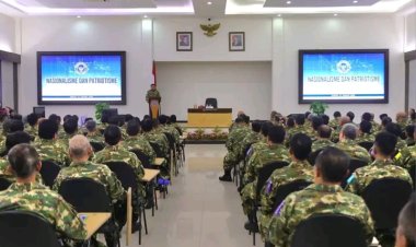 Menhan RI Pembekalan Strategis Kepada Peserta Retret PWI