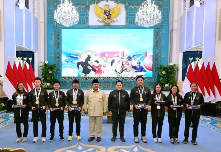Pecahkan Rekor Dunia di SEA Games 2025, Lifter TNI Rizki Juniansyah Dianugerahi Kenaikan Pangkat Luar Biasa