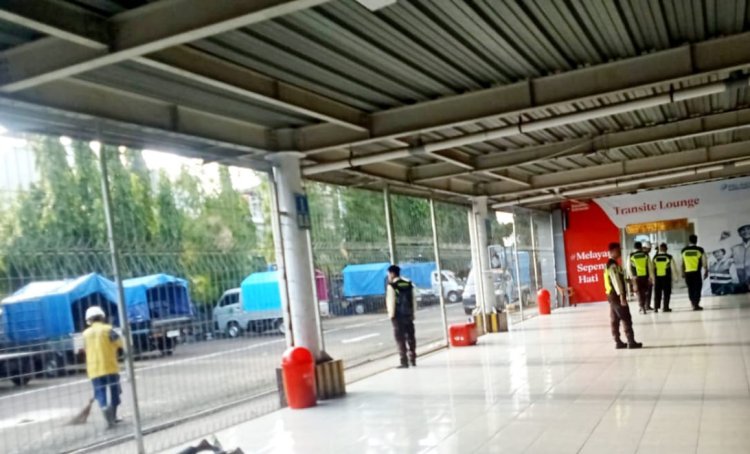 Komitmen Pelayanan, Pelindo Regional 4 Makassar Benahi Kebersihan Pelabuhan