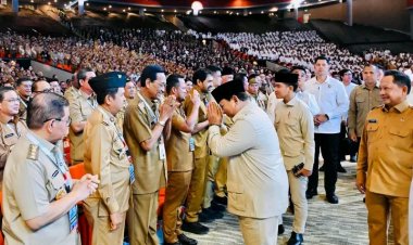 Presiden Prabowo: Pengentasan Kemiskinan dan Penanganan Sampah Nasional Kepemimpinan  Bertanggung Jawab