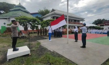 Kasat Binmas Polres Bantaeng Jadi Pembina Upacara di SMK Negeri 3, Sampaikan Bahaya Narkoba, Tawuran, Gadget dan Judol