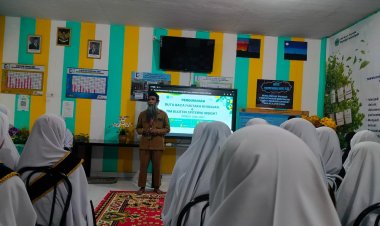 Pengukuhan Duta Baca dan Tim Buletin SPITERWI INSIGHT Perkuat Gerakan Literasi Sekolah