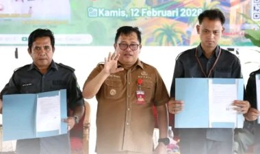 Bupati Takalar Serahkan SK kepada 393 Kepala Dusun, Tegaskan Komitmen Pelayanan Prima